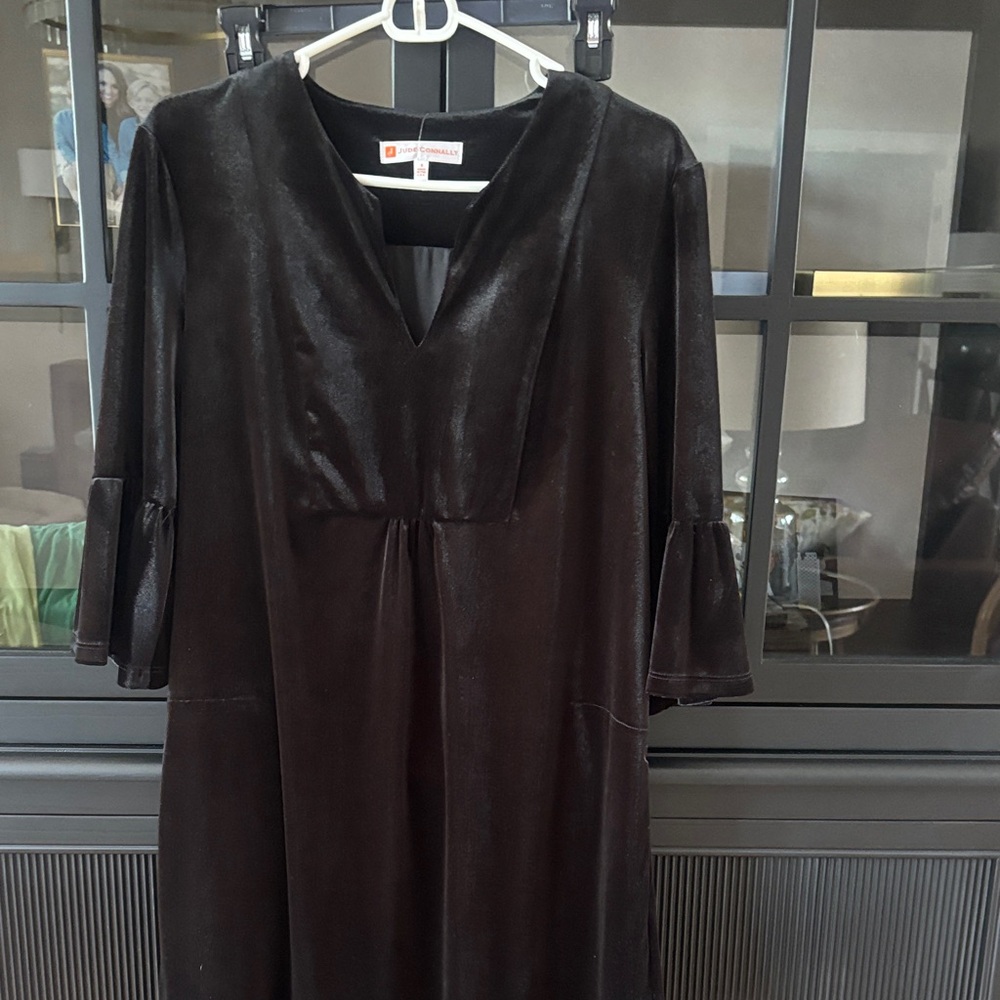 Jude Connally Black Velvet V-Neck Bell Sleeve Dress